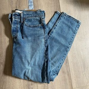 Levi’s Wedge Jeans Mid Rise